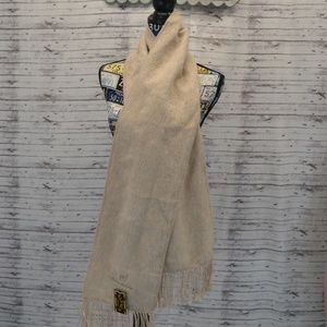 NWT Alpaca Camargo Scarf